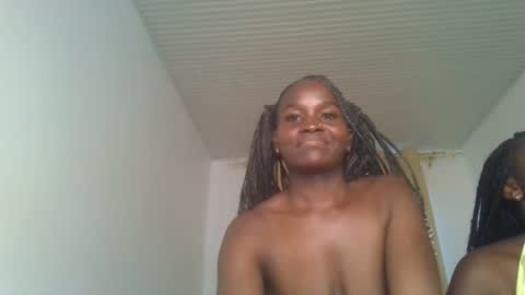 Petite online show from July 29, 3:10 pm