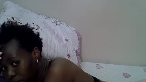 Snapshot of hot_petra2 chatting on April 15, 6:59 pm Daddys doll online show from April 15, 6:59 pm