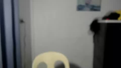 Nikki  online show from December 17, 11:00 pm