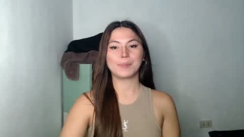Snapshot of hot_precious_nikki chatting on April 21, 7:06 pm Nikki online show from April 21, 7:06 pm