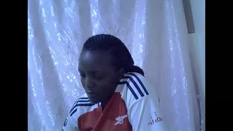 RAYLAH online show from February 17, 6:25 pm