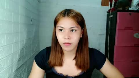Snapshot of hot_selenaxx chatting on May 12, 9:34 pm Selena online show from May 12, 9:34 pm