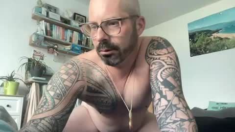 Snapshot of hot_sex83 chatting on July 17, 5:58 am letmedoo2 online show from July 17, 5:58 am