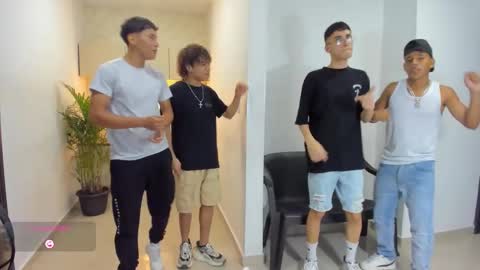 Vanesa Oliver and Andrew online show from October 11, 11:14 pm