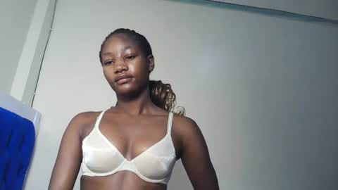 Milly online show from July 30, 4:22 am