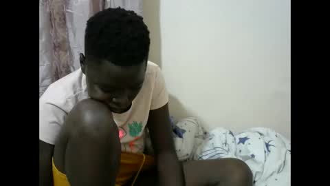 Snapshot of hot_shawrry chatting on February 9, 6:11 am hot_shawrry online show from February 9, 6:11 am