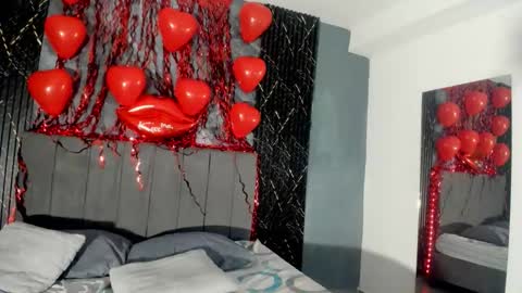 Snapshot of hot_summer_boy chatting on February 14, 10:06 pm Hot Summer Boy online show from February 14, 10:06 pm