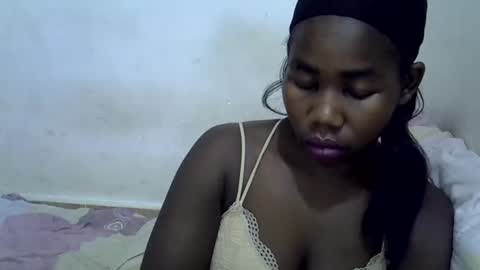 hotagrace online show from December 15, 2:27 am