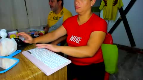 hotandfierylatinos online show from July 17, 10:11 am