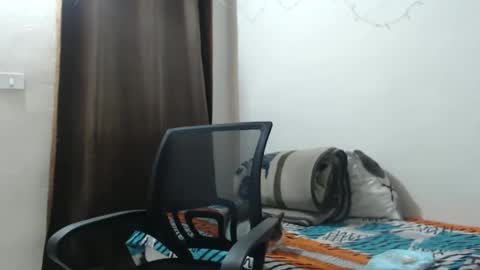 Hot and PowerHOPE U MISS ME online show from December 7, 12:08 am