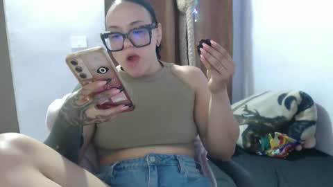 Hot and PowerHOPE U MISS ME online show from December 1, 9:42 pm