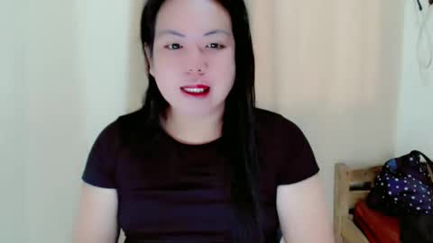 Snapshot of hotasian_mama chatting on May 21, 5:47 am Grace online show from May 21, 5:47 am