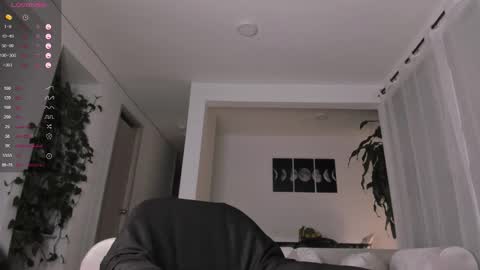 Snapshot of hotay_ chatting on October 12, 1:59 am Andrew xdres08 online show from October 12, 1:59 am