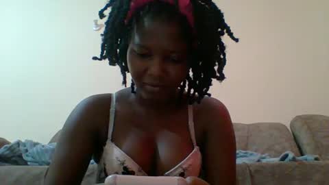 love online show from February 14, 4:37 am