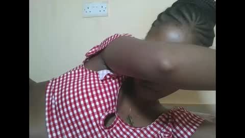 love online show from February 21, 8:10 pm