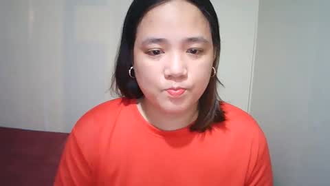 Snapshot of hotbabymomma chatting on February 13, 1:29 am Lynn online show from February 13, 1:29 am