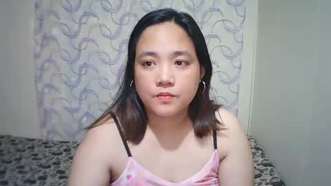 Snapshot of hotbabymomma chatting on February 21, 1:00 am Lynn online show from February 21, 1:00 am