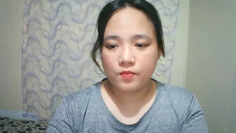 Snapshot of hotbabymomma chatting on February 26, 1:11 am Lynn online show from February 26, 1:11 am