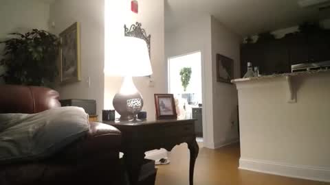 hotblondemilf1962 online show from March 5, 10:11 am