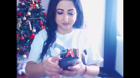 hotboobsmaya online show from January 6, 9:35 am