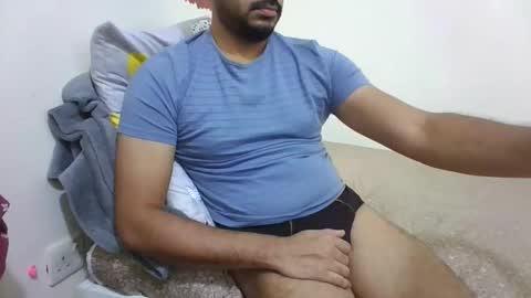 Hotboy8677 online show from November 11, 7:30 am