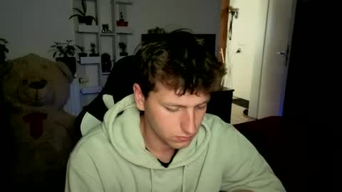 Hotboyshorny online show from June 15, 8:27 am