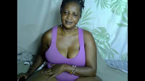 Big Boobs online show from September 18, 7:10 am