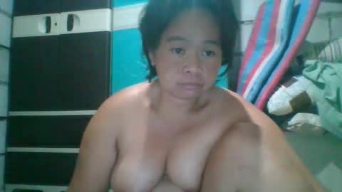 hotchicks4uxx online show from January 7, 11:45 am