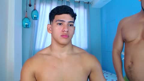 Hussain   aaron and Ekko online show from November 25, 1:55 pm