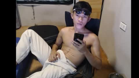 hotcuteasianxx online show from October 23, 8:35 am