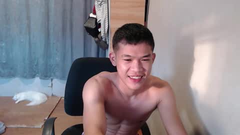 Snapshot of hotcuteasianxx chatting on February 5, 10:25 pm hotcuteasianxx online show from February 5, 10:25 pm