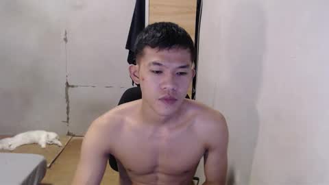 Snapshot of hotcuteasianxx chatting on February 9, 9:19 pm hotcuteasianxx online show from February 9, 9:19 pm