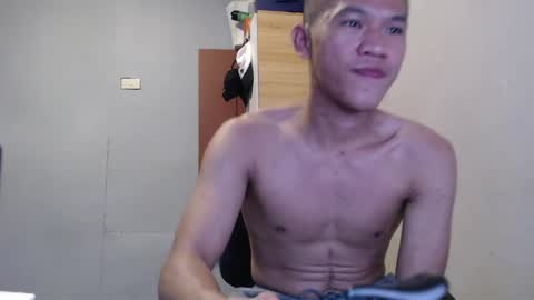 Snapshot of hotcuteasianxx chatting on June 8, 2:34 am hotcuteasianxx online show from June 8, 2:34 am