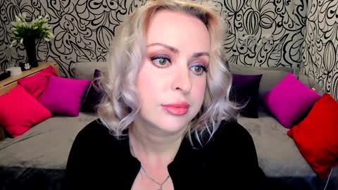 Alice online show from January 10, 2:02 pm