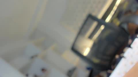 Snapshot of hotfalling_angel1 chatting on February 18, 7:43 am Angel online show from February 18, 7:43 am