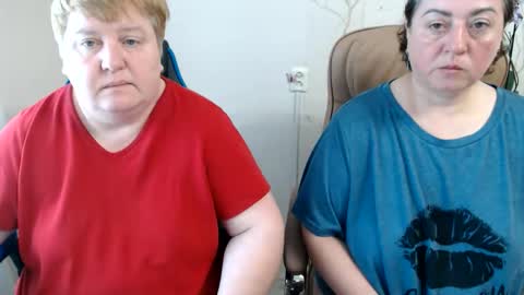 Snapshot of hotfiremommy chatting on June 7, 6:50 am LimonkaFire online show from June 7, 6:50 am
