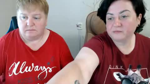 Snapshot of hotfiremommy chatting on June 12, 8:46 am LimonkaFire online show from June 12, 8:46 am