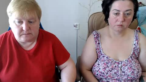 Snapshot of hotfiremommy chatting on July 25, 8:23 am LimonkaFire online show from July 25, 8:23 am