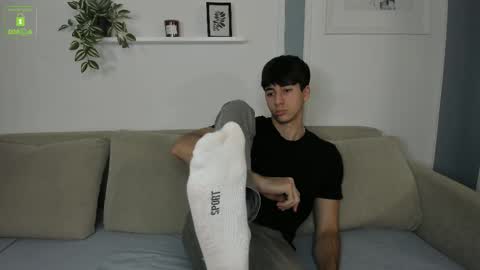 QUENTIN online show from November 5, 12:27 pm