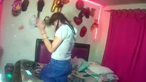 hotgui84 online show from February 25, 2:43 am