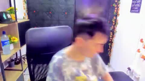 hannah online show from February 25, 2:43 am