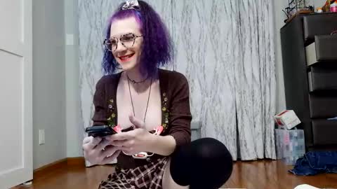 Snapshot of hotholelexie chatting on March 1, 5:42 am Lexie online show from March 1, 5:42 am