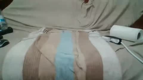 hothot1505 online show from October 18, 12:02 am