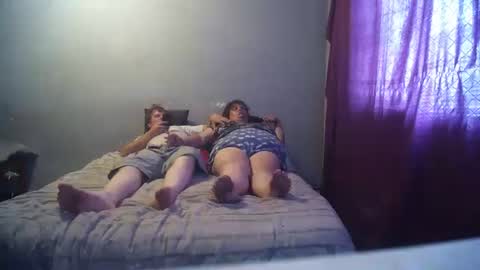 Snapshot of hothouse18xxx chatting on December 4, 2:04 pm hothouse18xxx online show from December 4, 2:04 pm