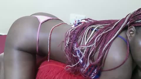 Snapshot of hothurley chatting on February 14, 4:15 am Hurley online show from February 14, 4:15 am