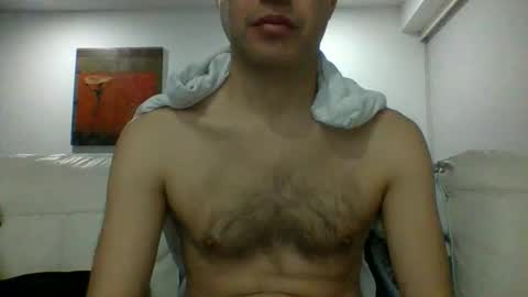 Snapshot of hotitan chatting on October 14, 3:18 am hottitan  twitter Marianoshcam online show from October 14, 3:18 am