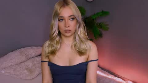 Maria online show from May 6, 3:46 am