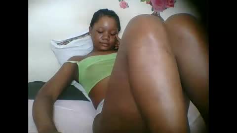 LOYCE online show from October 18, 10:54 pm