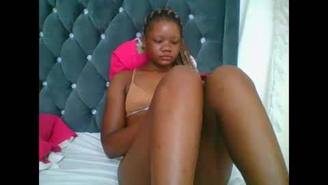 LOYCE online show from January 18, 8:23 pm