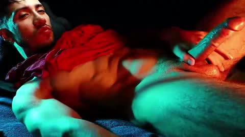 Hotlatinking online show from April 9, 10:26 pm